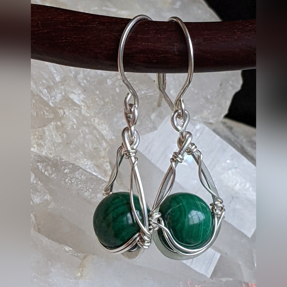 Elegant Sterling Silver Malachite Gemstone Earrings - Picture 7 of 14
